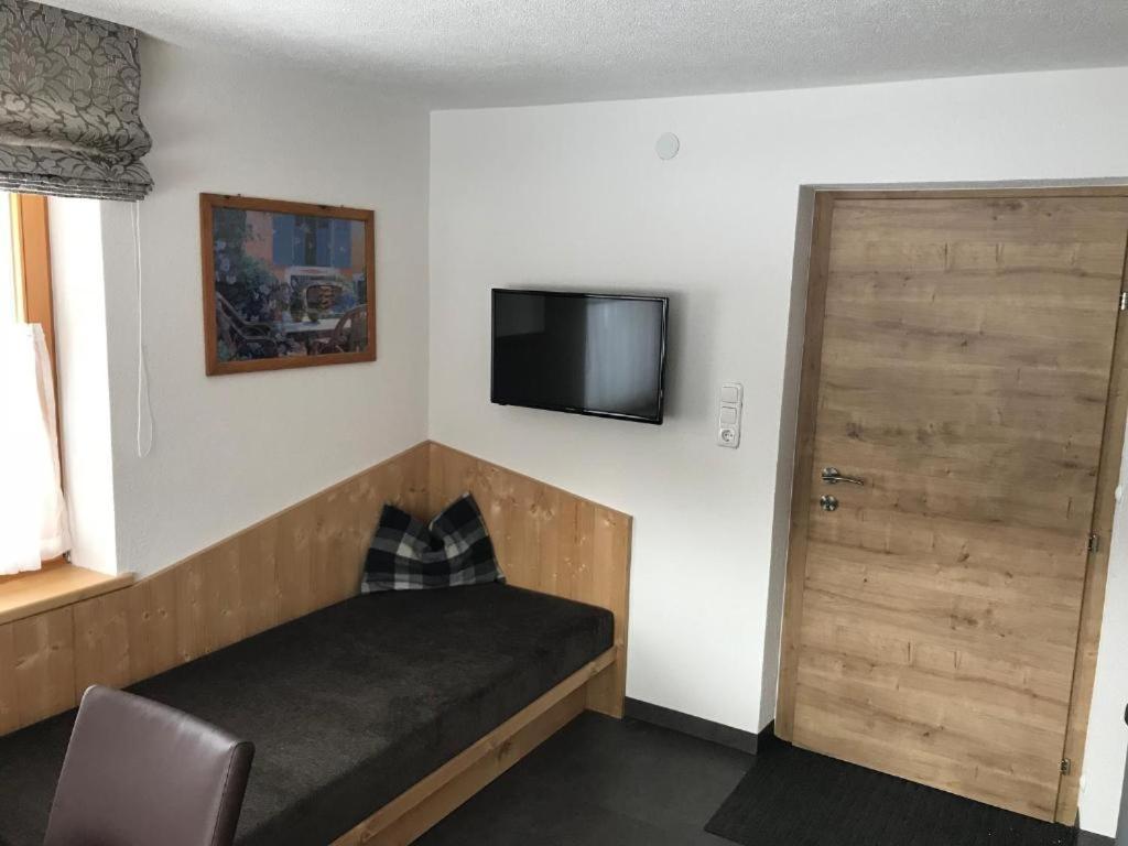 Haus Steissbach Apartment Sankt Anton am Arlberg Ngoại thất bức ảnh