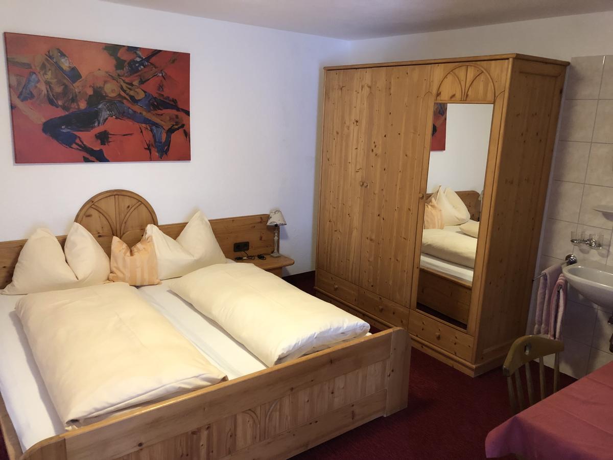 Haus Steissbach Apartment Sankt Anton am Arlberg Ngoại thất bức ảnh